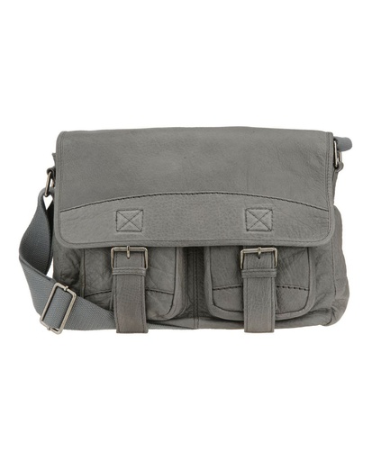 [24-MB06] Rival Field Messenger